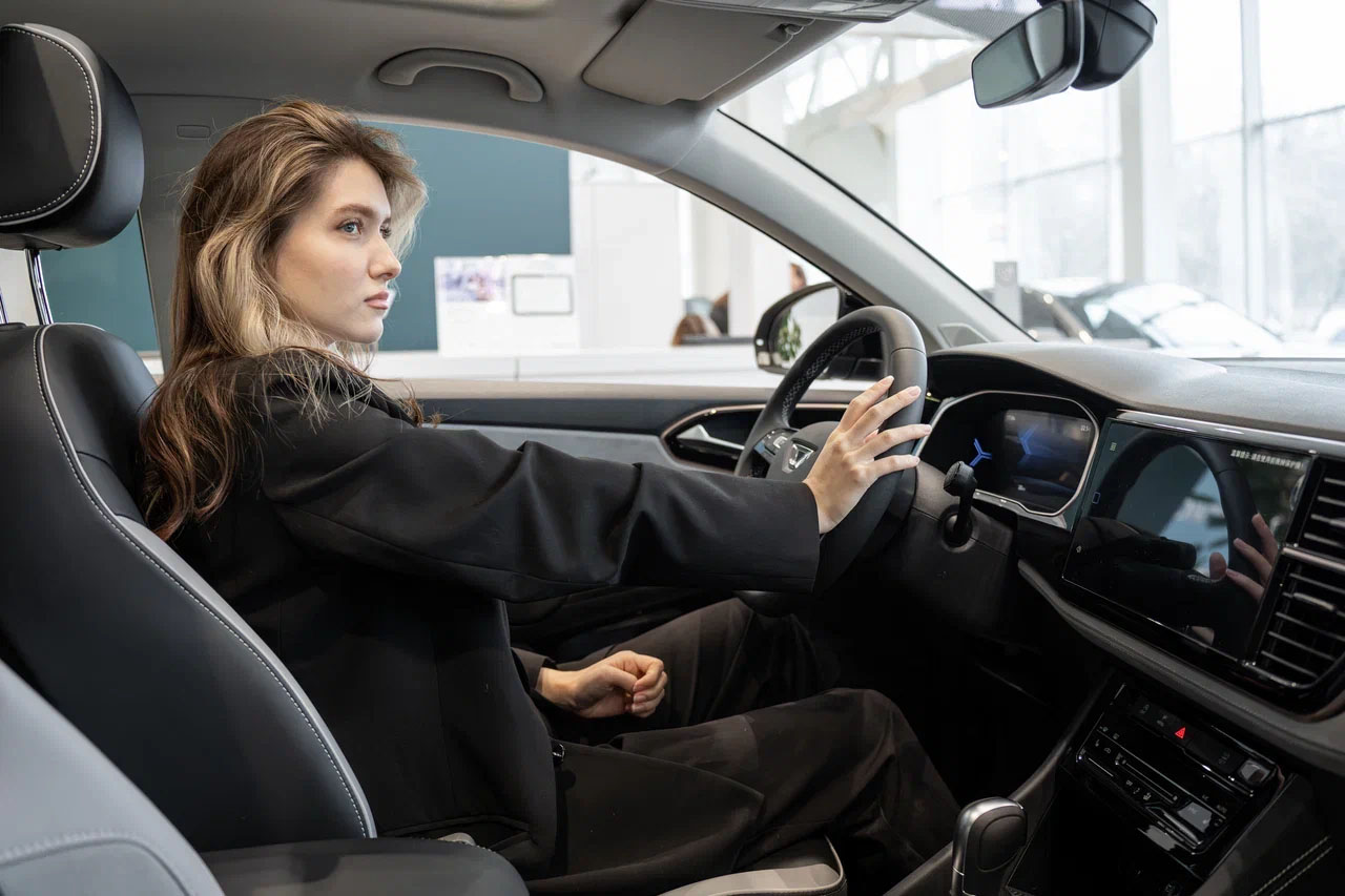 В июле 2026 года выросли продажи новых автомобилей 9,4%